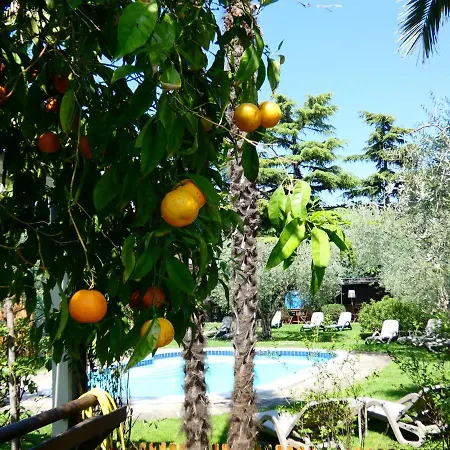 Degli Aranci Aparthotel *