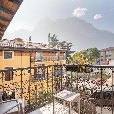 Aparthotel Degli Aranci *